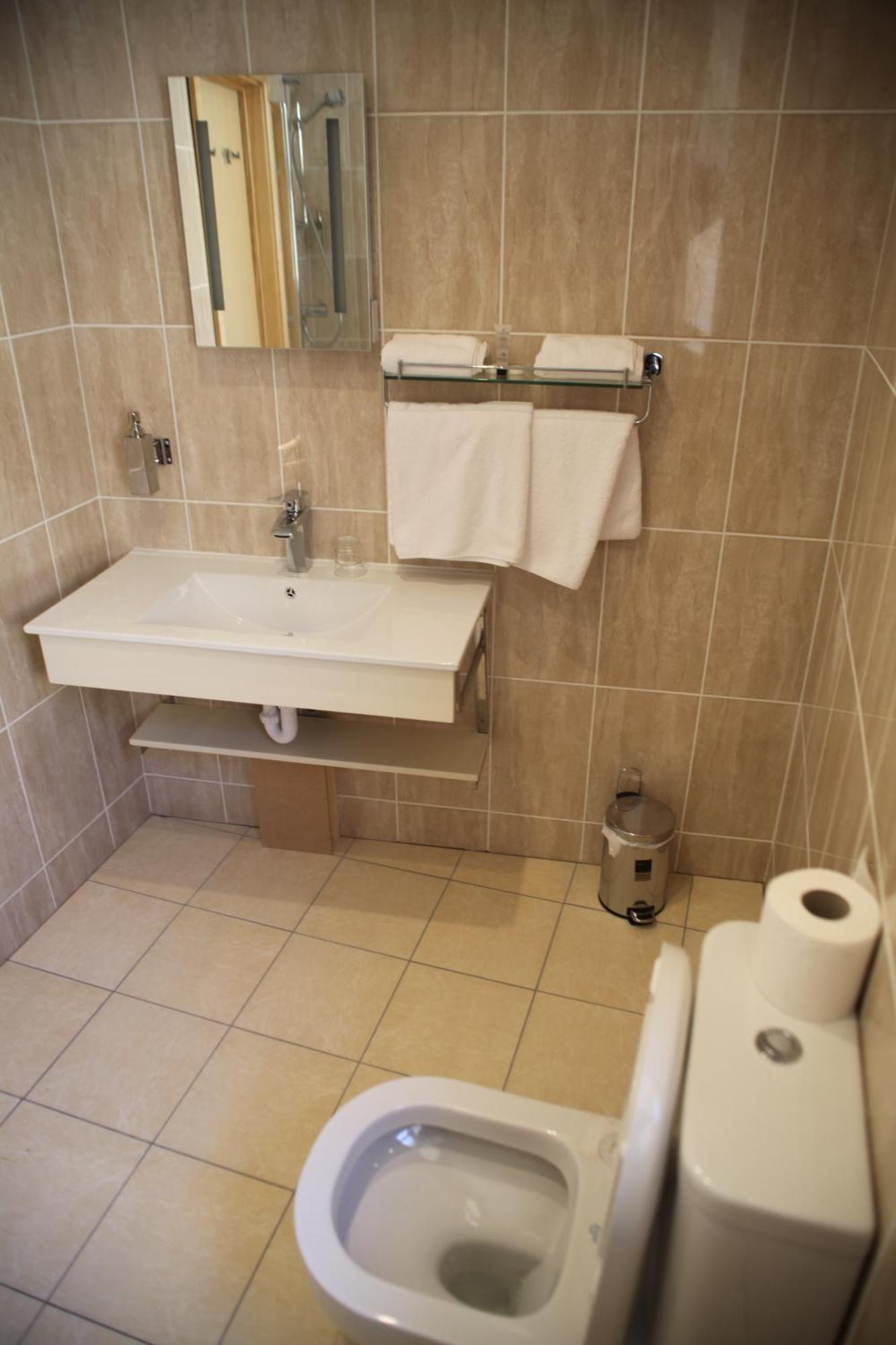 Cambridge Hotel Гаддерсфілд Номер фото
